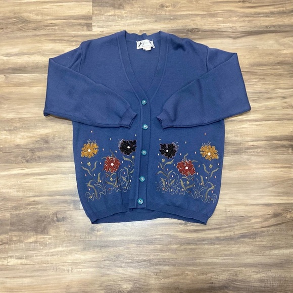 Vintage Blue Floral Women's Cardigan - Picture 2 of 5